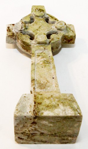 Alabaster Marble Celtic Cross Figurine 7" Tall Green Beige Brown Carved Vintage - Picture 6 of 6