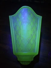 Vintage Moe's Bridges 1930s Uranium Glass Shade. Art Deco