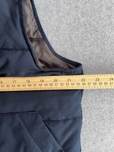 St John’s Bay Quilted Cargo Men’s Puffer Vest Navy Blue Size M Polyester Pockets - Picture 7 of 9