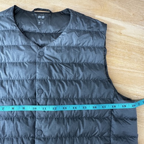 Uniqlo Ultra Light Down Vest Mens Medium Gray Packable Quilted Insulated Puffer - Picture 8 of 9
