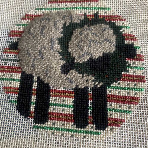 Igc Handpainted Needlepoint Canvas Almost Completed Christmas Ornament Sheep - Imagen 2 de 3