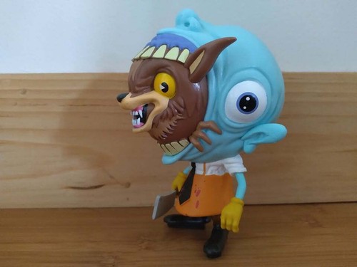 Alex Pardee Monster Season Oscar & the Lycan Throat Figure Loot Fright Exclusive - Picture 6 of 9