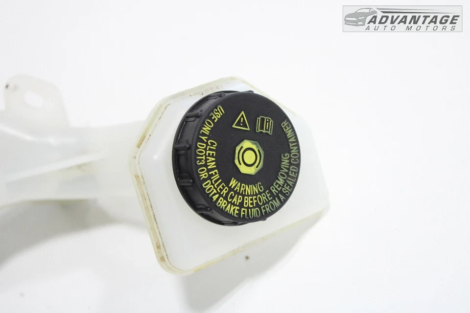 Nissan Rogue Sport 2017-2021 refuerzo de freno eléctrico cilindro maestro con botella OEM Foto 4 de 4