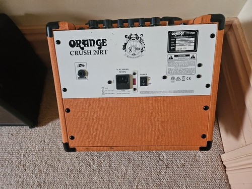 Orange 10'' Guitar Combo Amplifier (CRUSH20RT) With Foot switch - Picture 3 of 3