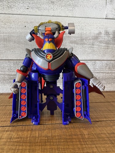 VNTG 1999 Toy Story 2 Buzz Lightyear Mega Morpher And Zerg 8" Action Figures - Picture 6 of 6