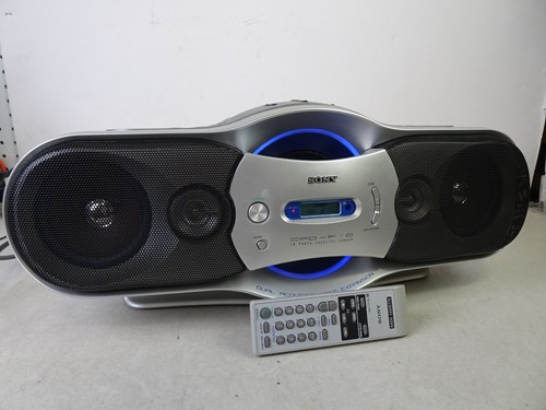 Sony Ghettoblaster CFD-F10 CD AM/FM Radio Kassette CD Mega Bass mit Fernbedienung
