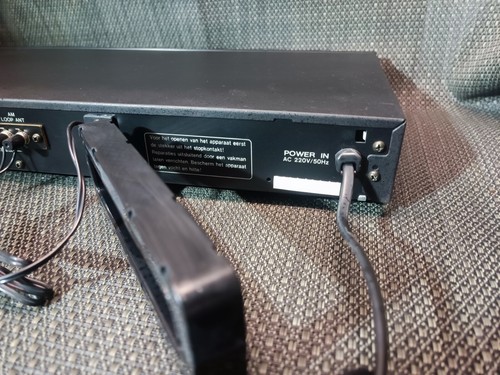 UHER TU 100 Digital Synthesized Tuner FM/AM N1 - Bild 8 von 9
