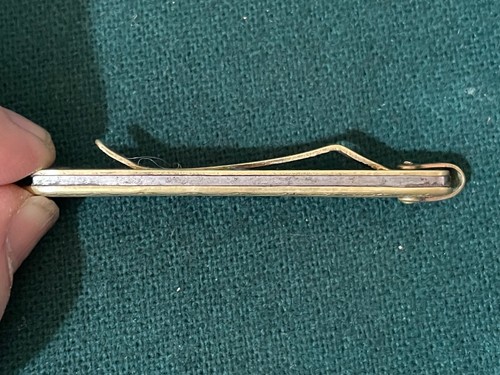 Colonial Gentleman's Folding Money Clip Knife, Engraved Handle - Picture 12 of 12