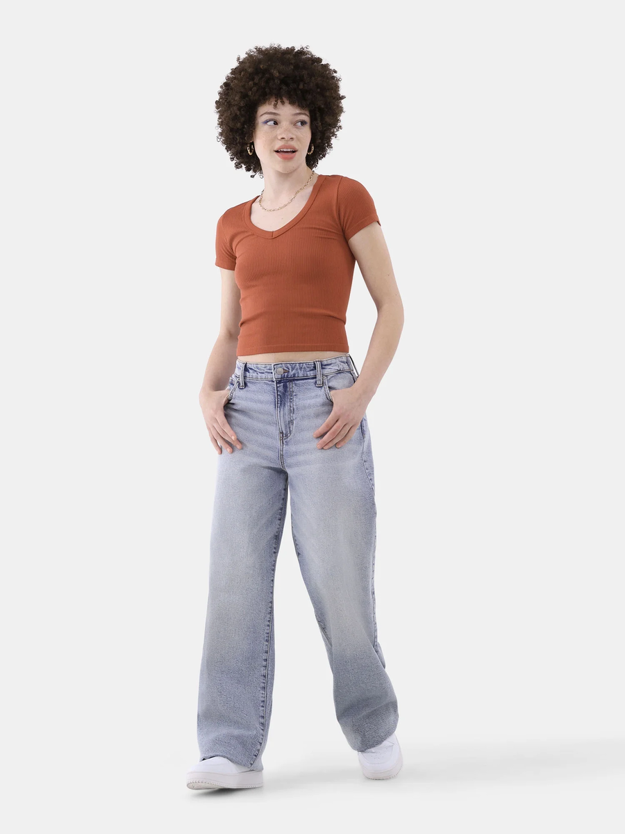 No Boundaries High Rise Baggy Jeans with Wide Leg, Women'S