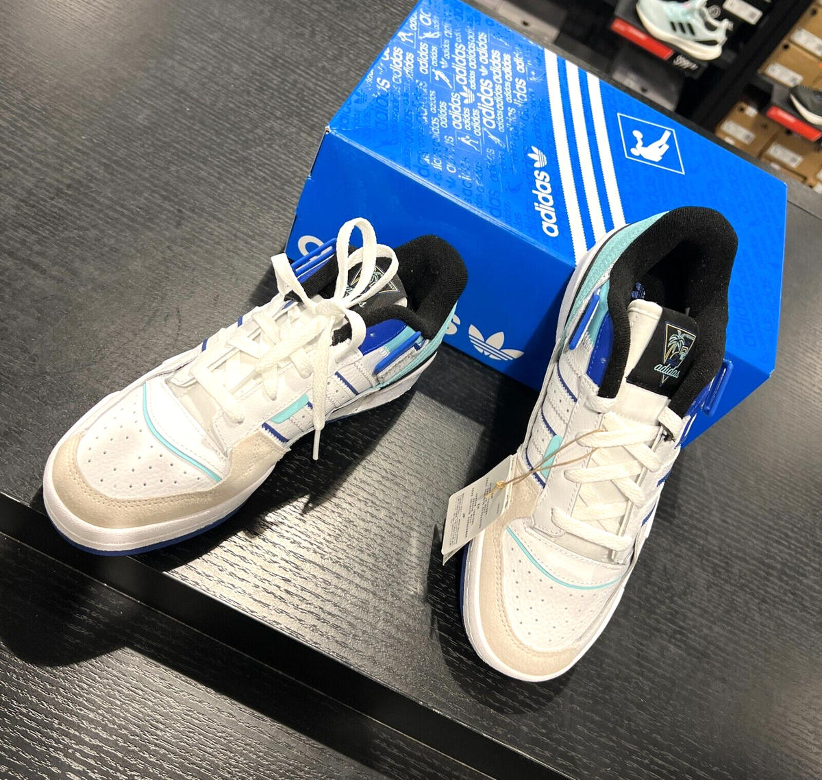 スニーカー ADIDAS Men Sneakers JS0746NY FW WHITE Adidas Originals Forum Exhibit Low Unisex White Sneakers