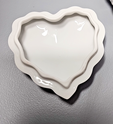 Vintage Estee Lauder Wild Strawberry Pattern Trinket Jewelry Box 1981 Porcelain - Picture 5 of 9