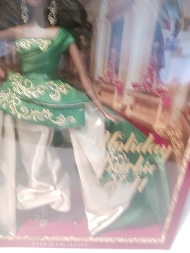 Collana Mattel 2011 HOLIDAY BARBIE dea africana abito verde smeraldo - Foto 3 di 11