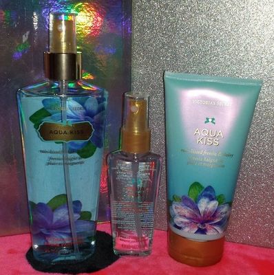 Victoria’s Secret (Aqua kiss 4set) Amazon.com: Victoria's Secret Aqua Kiss 8.4 oz/250 ml.