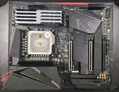 i9 10850k, Gigabyte Z490 Aorus Pro Ax, 32gb Trident Z RGB 3200mhz