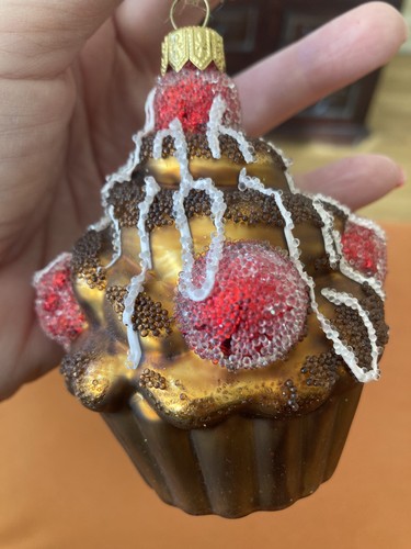 ENTZÜCKENDE CUPCAKE WEIHNACHTSDEKORATION SEHR GUTER ZUSTAND SCHRULLIGER KITSCH - Bild 2 von 5