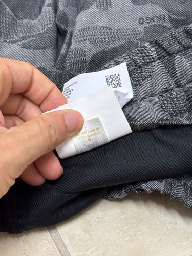 Bape Hugo Boss Grey Camo Shorts Mens Large - Picture 10 of 10