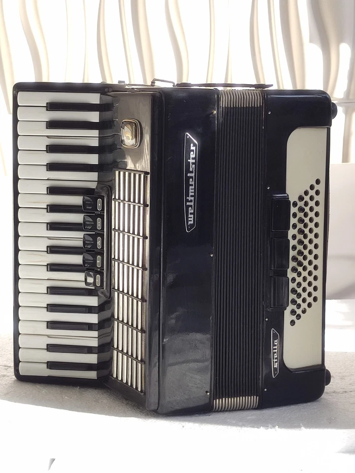 +钢琴手风琴,akkordeon WELTMEISTER STELLA 60 低音 - 有缺陷,用于维修 — 第 2/4 张图片