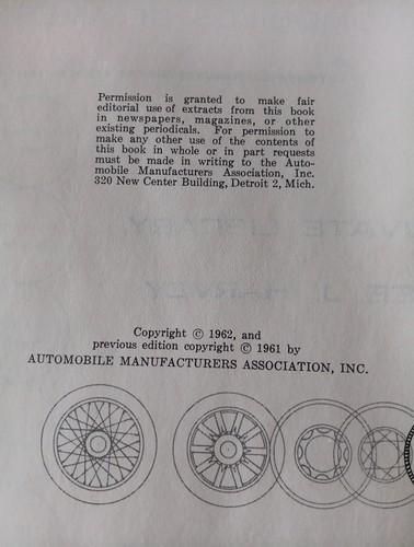 Automobiles of America Wayne State University Press 1962 - Picture 5 of 16