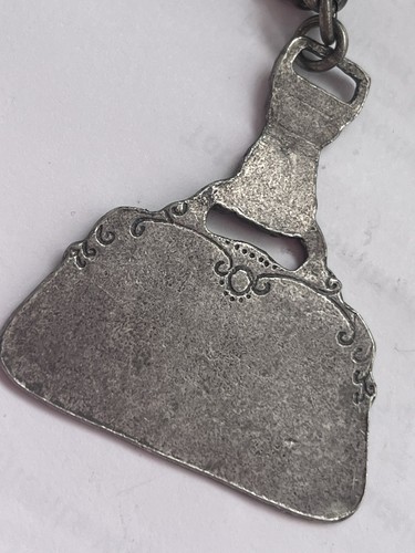 Collar único de etiqueta de equipaje vintage esterlina 4 etiquetas 3 dijes 32 pulgadas - Imagen 8 de 14
