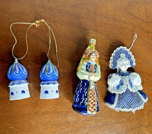 Lotto 4 decorazioni natalizie vintage russe dipinte a mano signora torre in legno Radko Rapsodia - Foto 1 di 12