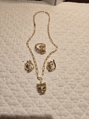one set of 18k gold Panthers green eye pre-owned - Picture 2 of 6