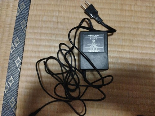 Tascam Porta One Multitrack Recorder Manual AC adapter JUNK AS-IS - Picture 9 of 9