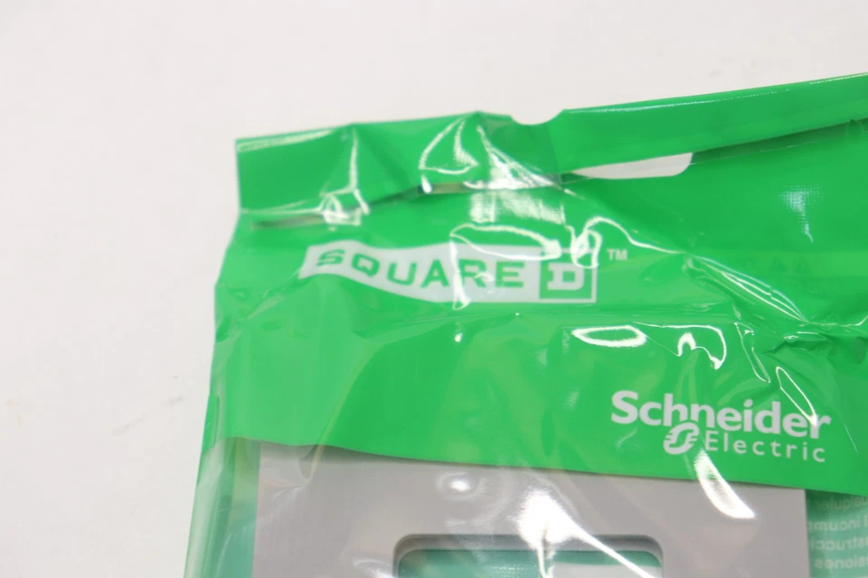 (10-Pk) Placa de Pared Cuadrada D Tamaño Estándar Sin Tornillos Gris Mate 1 Velocidad  Foto 2 de 4