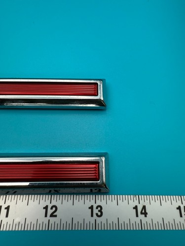 OEM 2014 - 2019 GMC Sierra 1500 2500 3500 Rear Tailgate Emblem Badge 23122158 - Picture 6 of 6
