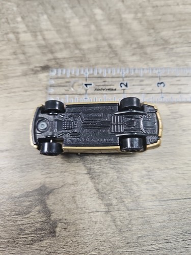 Cadillac CTS Wagon 2010 Matchbox dorado diecast 1/64 Mattel coche de juguete suelto - Imagen 6 de 6