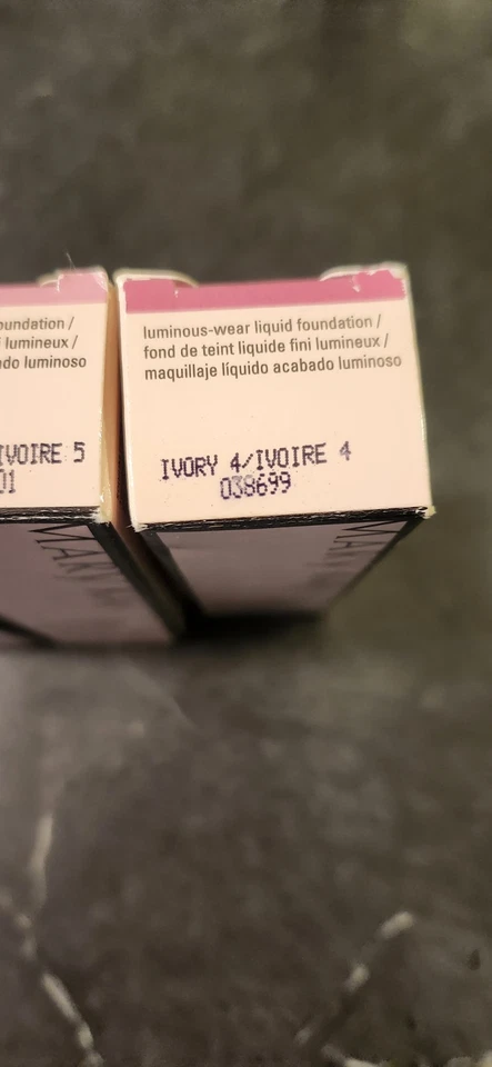 Mary Kay Timewise Luminous  Wear Liquid Foundation Ivory Lot Of 3 New Old Stock - Image 4 of 4