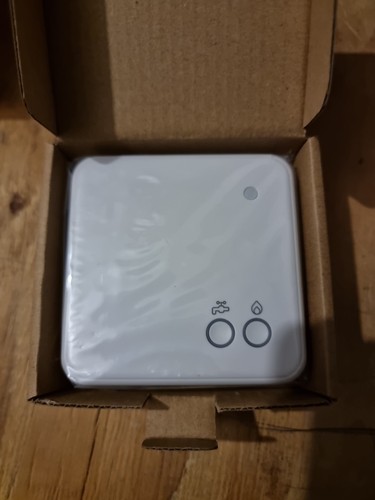Hive Active Heating & Hot Water Dual Channel Receiver SLR2d **FREE 24 HOUR DEL!! - Picture 1 of 3