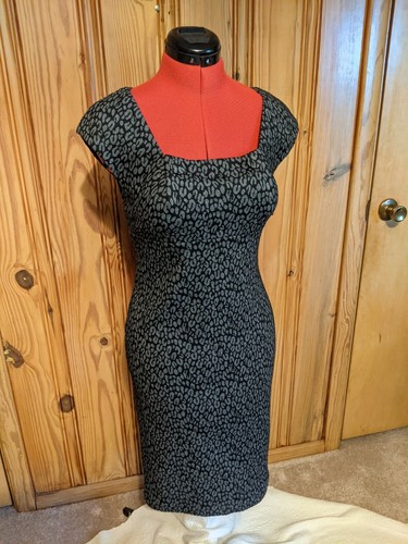 Calvin Klein Knit Sheath Dress Knee Length Black Grey Back Zip Women 4 Buttons - Picture 2 of 14