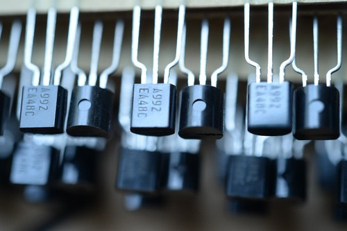 20PCS Original NEC Low Noise Transistor 2SA992-E for Audio Amp (≒ 2SA970 ) - Picture 8 of 12