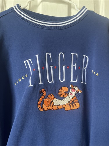 Disney Parks Winnie The Pooh Tigger Embroidered Pullover Sweater Sweatshirt XXL - Picture 2 of 4