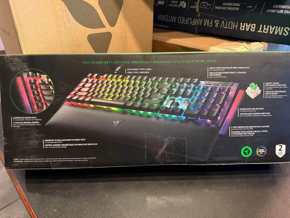 Razer BlackWidow V4 Full Size Wired Mechanical Green Switch Gaming Keyboard - Image 2 of 3