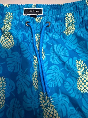 Club Room Men’s Size L Blue Pineapple Swim Trunks - Picture 4 of 8