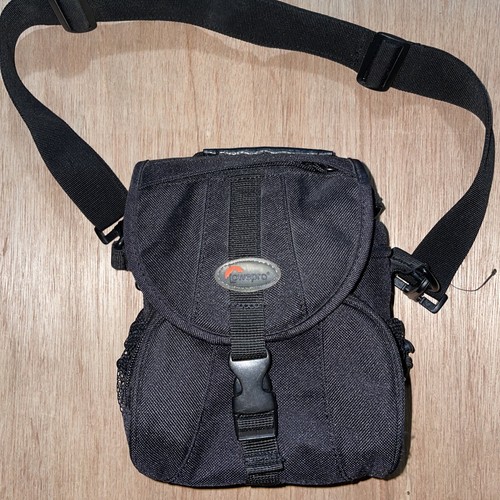 Lowepro Bag EX 120 Camera Bag Black Nylon Adjustable Shoulder Strap