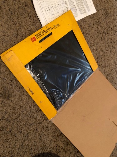 Kodak No. Filtro 8-Safelight 10x12” amarillo oscuro - Imagen 2 de 3