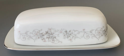 CAMELOT Butter Dish w/ Lid 1315 Carousel, Floral Design, Silver Rim - Picture 4 of 8