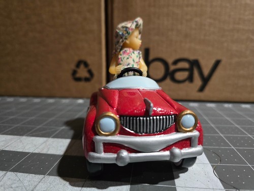 2001 Marie Osmond Puppe "Cruisin" rot Auto Figur in Box - Bild 5 von 13