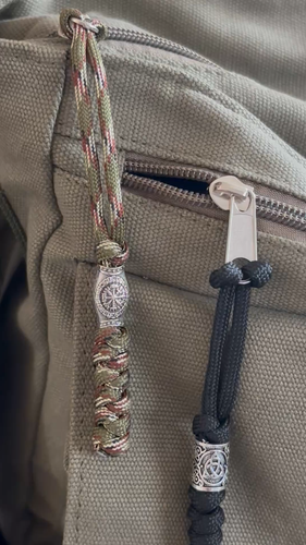 Cuchillo Paracord hecho a mano cordón vikingo cuentas Paracord cuchillo colgante Reino Unido - Vídeo 1 de 1