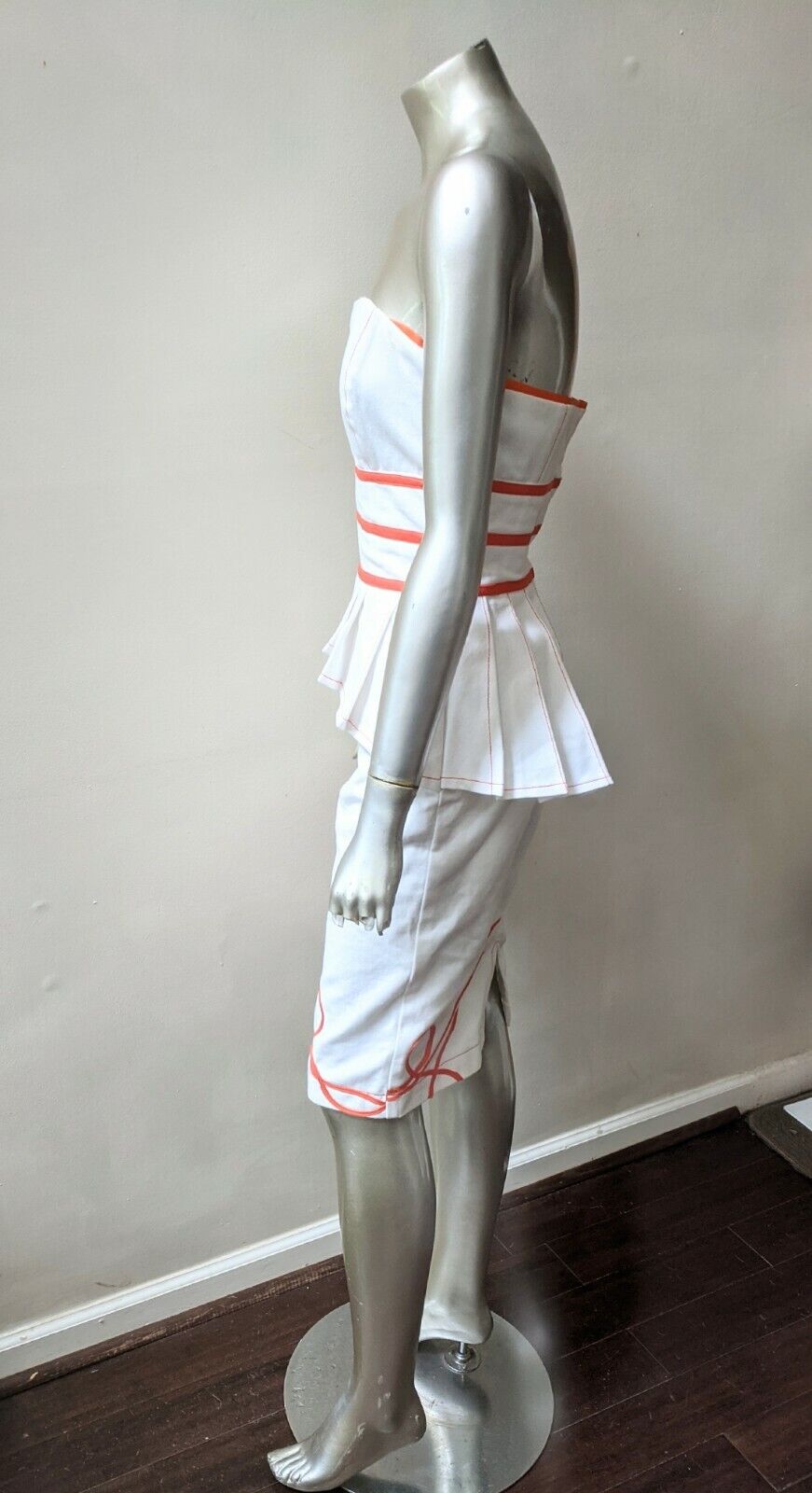 Picture 3 of 5