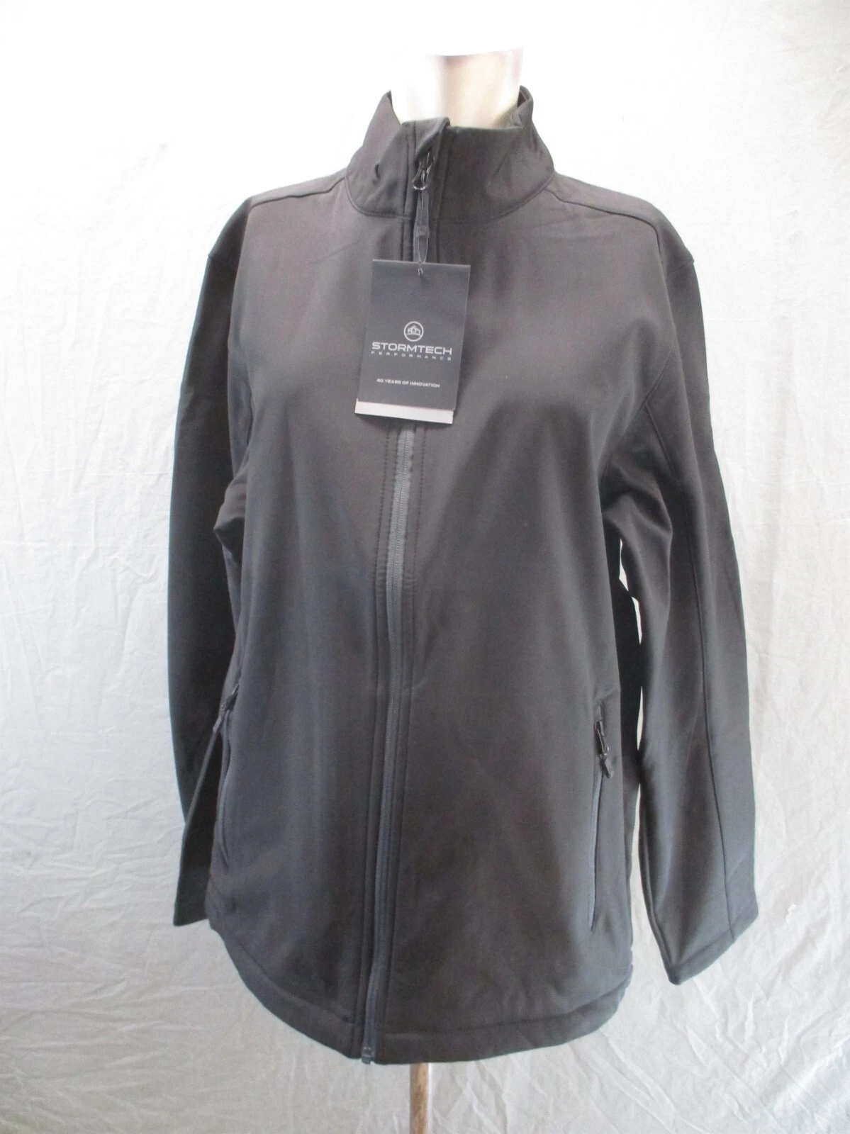 NWT STORMTECH Size L Mens BLK Full Zip Stand Collar Pocket Softshell Jacket 896