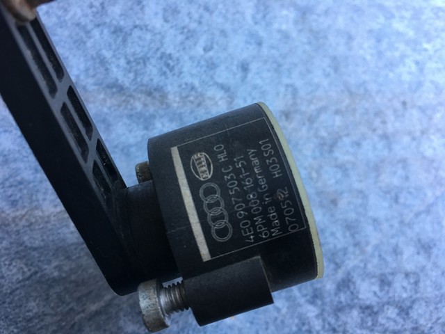 AUDI Q7 FRONT LEFT AIR SUSPENSION HIGHT SENSOR OEM 7L0616213D | eBay