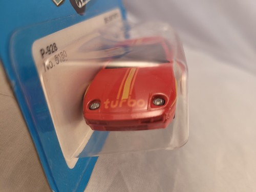 1982 HOT WHEELS BLUE CARD P928 #5180 BW RED MOC W/PROTECT PAC - Picture 3 of 6