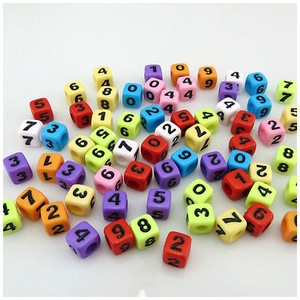 100PCS Acrylic SINGLE LETTER A 7MM SIZE Z Black//Multi CUBE Alphabet Beads