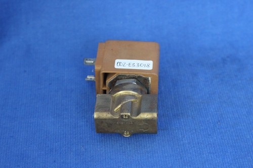 Honeywell Lucifer 481865C2 F, 1/4" solenoid valve E121K03 with brass body - Picture 3 of 3