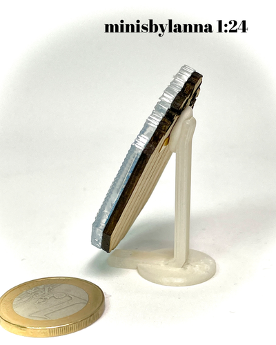 1:24 Dollhouse miniature Venetian classic beveled wall mirror - half scale - Picture 4 of 11