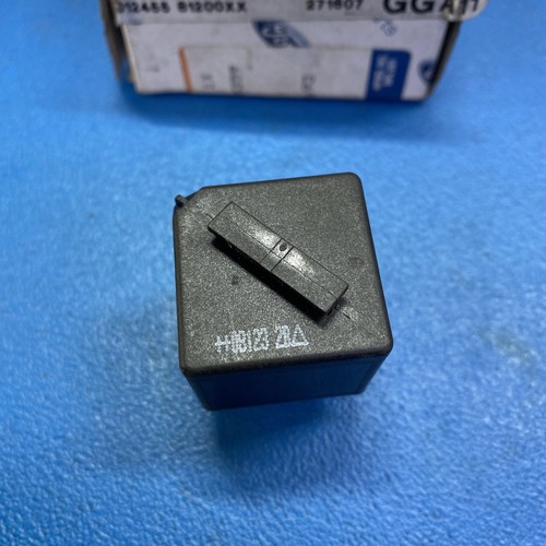 GENUINE FORD  Glow Plug Relay FOR ESCORT CLASSIC MK6 FIESTA - SAME DAY DISPATCH - Picture 2 of 2