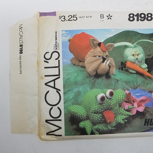 8198 McCalls patrón de costura Hugachum animales de peluche cerdo rana perro conejo - Imagen 3 de 4